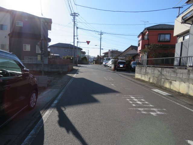 坂戸市善能寺売地の前面道路含む現地写真