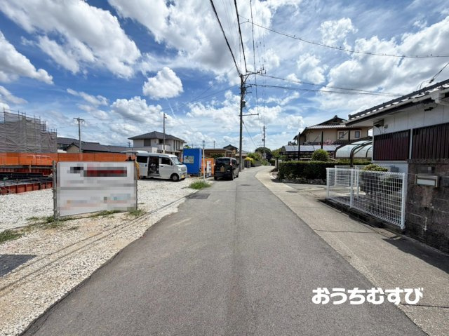春日井市上条町6丁目(全5棟)の前面道路含む現地写真