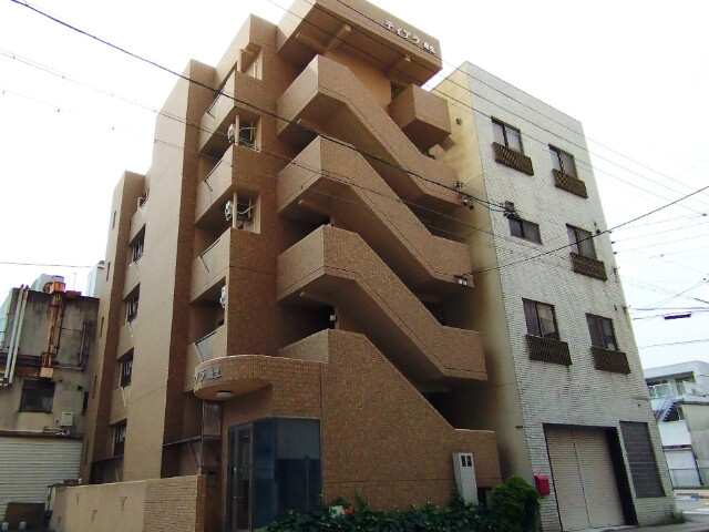 ティアラ康生