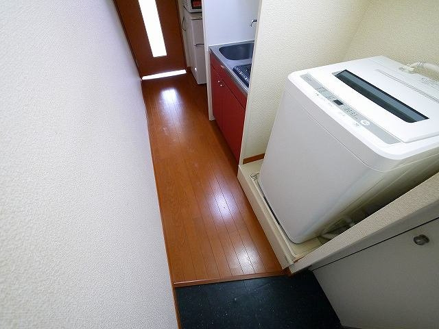 レオパレス売間サニーヒルの玄関|シンプルで使いやすい玄関です