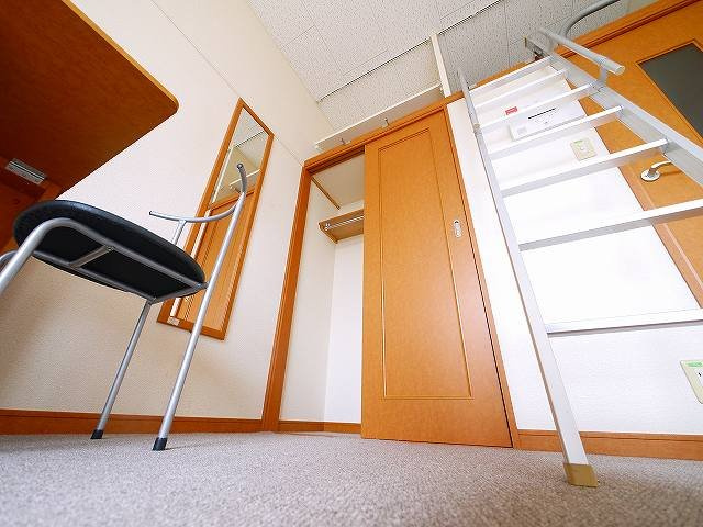 レオパレス売間サニーヒルの収納|ちょっとした収納スペースも充実しています