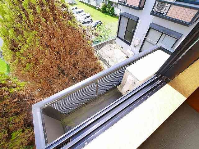 レオパレス売間サニーヒルのバルコニー|こちらに洗濯物が干せます。