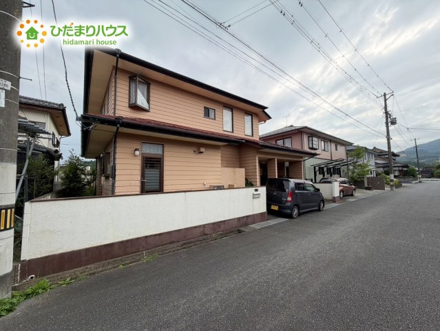 いわき市平赤井比良2丁目　中古戸建の外観|明るい光が差し込む開放感あふれる住まいです。