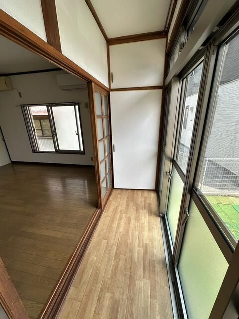 若宮貸家の内装