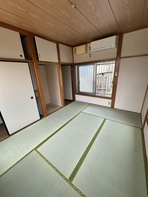 若宮貸家の内装