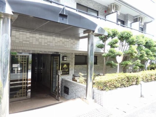 フジマンション末広　E-103のエントランス