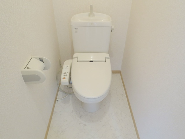 グラン　セーヌⅡのトイレ|温水洗浄便座機能が付いたトイレで快適です♪