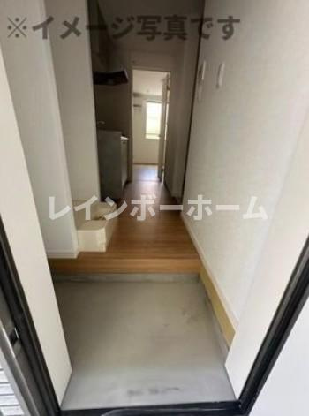 シャルル上福岡の玄関