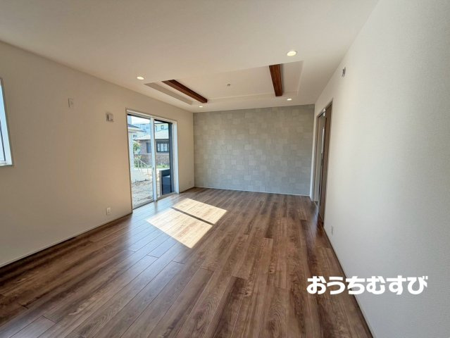 春日井市上条町6丁目(全5棟)の居間・リビング
