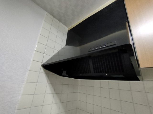 ヴィヴァレ東岩槻のキッチン|換気扇です