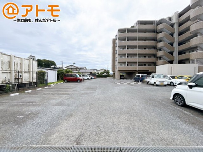 【駐車場】 | ウィステリア沢田マンション