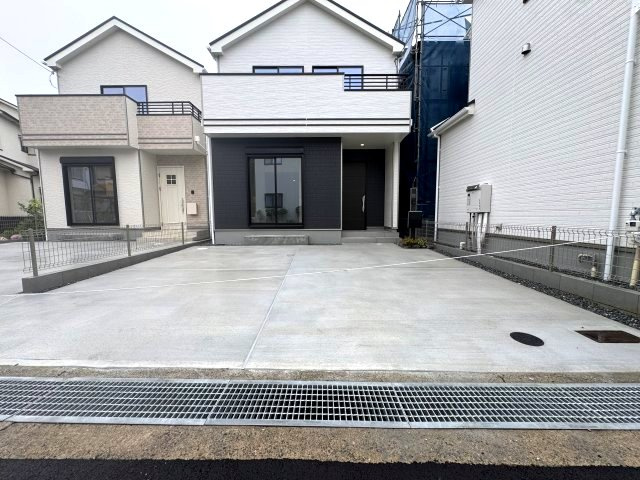 明石市魚住町西岡新築戸建B号棟の駐車場