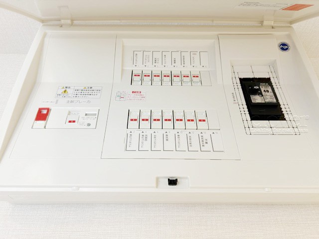 【発電・温水設備】 | グランドメゾン麻布十番館 | 分電盤