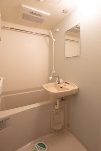 アルシオーネ町屋の浴室