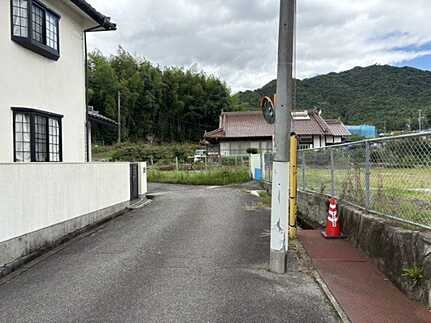 東広島市八本松町正力　土地の前面道路含む現地写真
