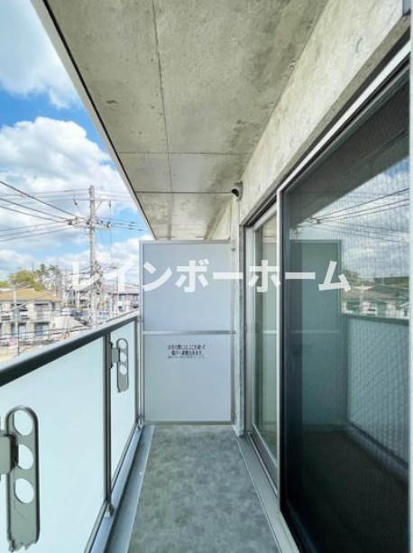 レオ伍拾八番館のバルコニー