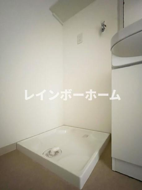 レオ伍拾八番館の洗面所