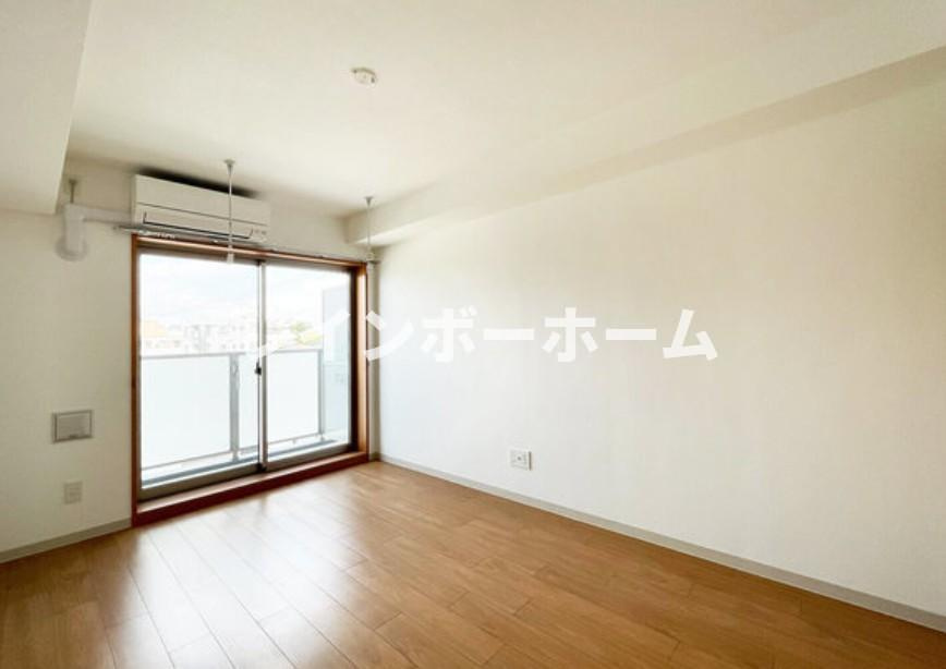 レオ伍拾八番館の内装