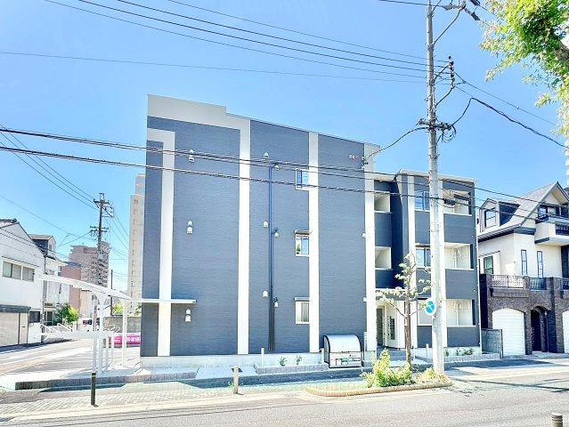 トウリ　ルームズ徳川東の外観