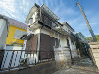 愛川町中津　中古戸建の外観