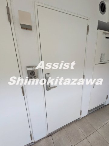 美竹レジデンスの玄関