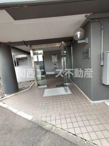 【エントランス】 | ウエストプラザ