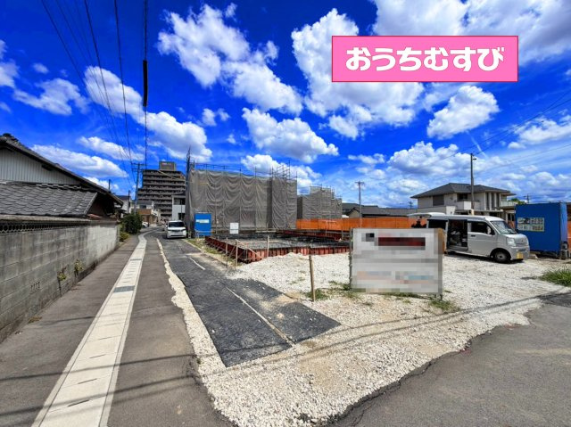 春日井市上条町6丁目(全5棟)の前面道路含む現地写真