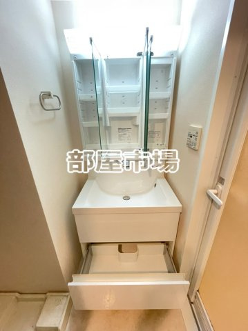 フィオーレ元浅草の洗面所|収納
