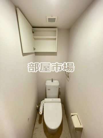 フィオーレ元浅草のトイレ|収納