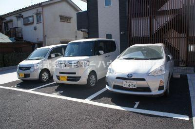 リブリ・KASHIMAの駐車場