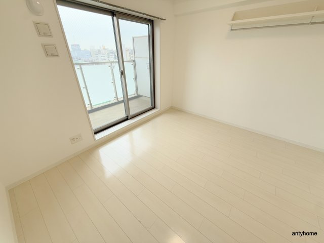 ViVi　EBISU　仲介手数料無料の居間・リビング