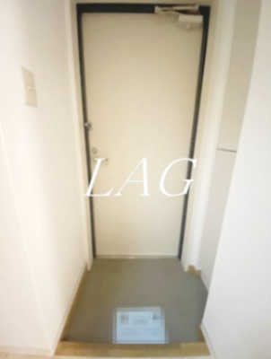 【玄関】 | アクシーズグランデ高鼻町 | 玄関です。（同仕様です。）