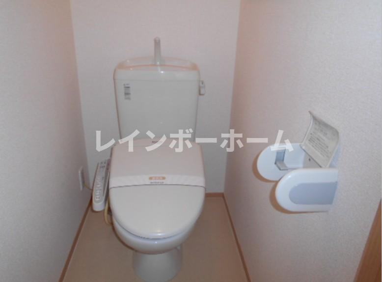 サンシャインⅡ仲介手数料（賃料の1.10ヵ月）の50％OFF対象物件！のトイレ|落ち着いた色調のトイレです