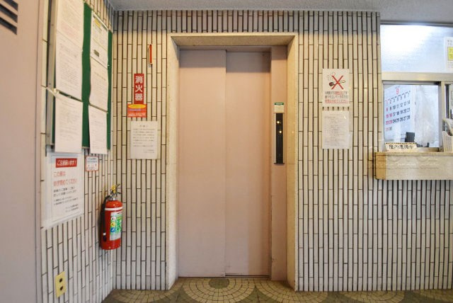 【設備】 | マンションヴィップ目黒 | 無いと困ってしまう設備の筆頭がエレベーター。定期的なメンテナンスが必要な大型機械です。よく整備されていることをご確認ください。～即日のご見学可能～　お問合せはお気軽にどうぞ。
