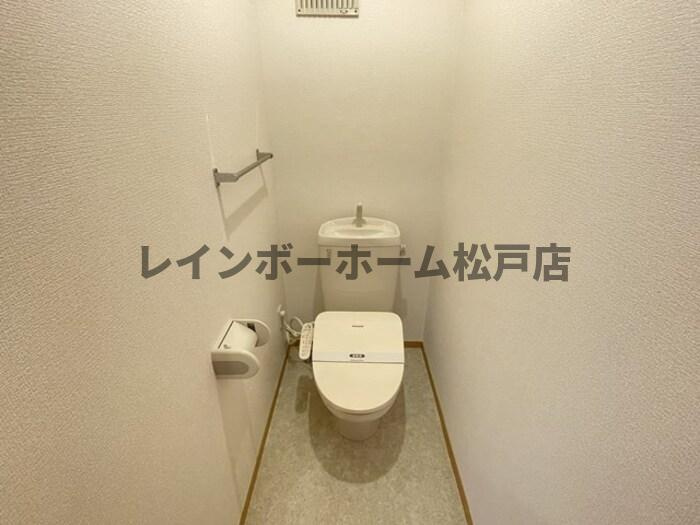 仲介手数料（賃料の1.10ヵ月）の50％OFF対象物件！のトイレ