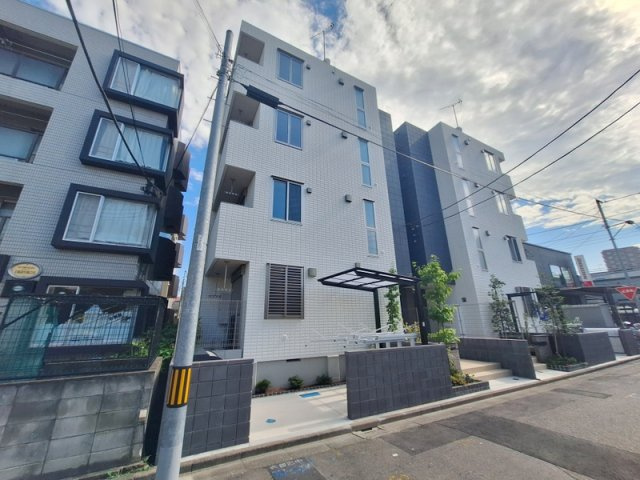 ヒルクレスト南浦和の外観