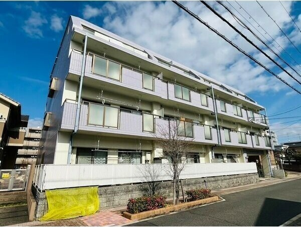アビタマルフクIIIの展望