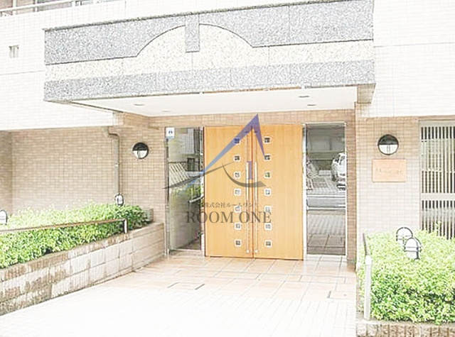 アビテ市ヶ谷五番町のエントランス|エントランスです。