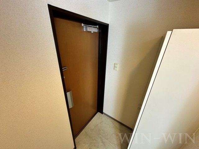 モードワン鴨田の玄関
