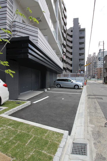 【駐車場】新栄アイサンメゾン