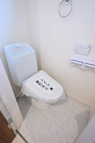【トイレ】 | 太田市第2鳥山中町　リーブルガーデン | ２階にもトイレがあるので忙しい朝も家族と分けて使用できます♪