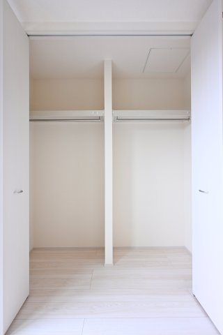 【収納】 | 太田市第2鳥山中町　リーブルガーデン | 各居室に収納付きでお部屋もスッキリ片付きます♪