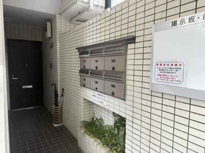 【エントランス】