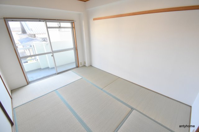 成小路ハイツ　仲介手数料無料の和室