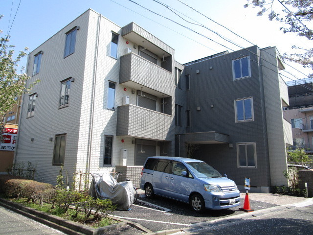 Ｌｕｎａ　Ｃｒｅｓｔａ　ルナクレスタ