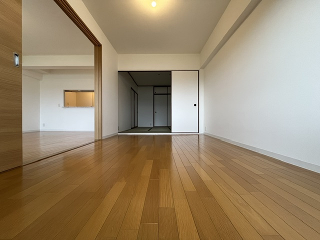 ライオンズマンション千代田弐番館の洋室