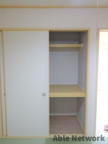 草野エステート土合貸家Ⅱの収納|和室収納
