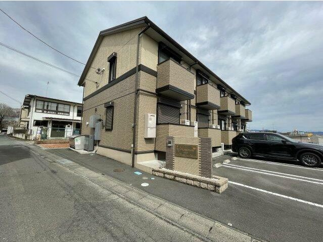コスモス薬師の外観