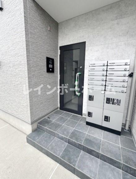 GRADUS若葉のエントランス