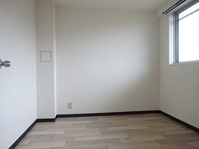 レーヴTakedaひばりヶ丘の洋室